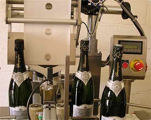 Champagne Fay Etiqueteuse