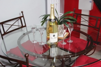 Champagne Fa Michel - Table de cuisine