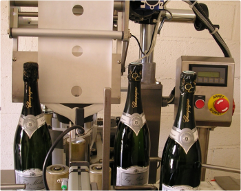 Champagne Fa Michel - Habillage des bouteilles